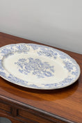 Load image into Gallery viewer, 19th Century Asiatic Pheasant Oval Serving Platter