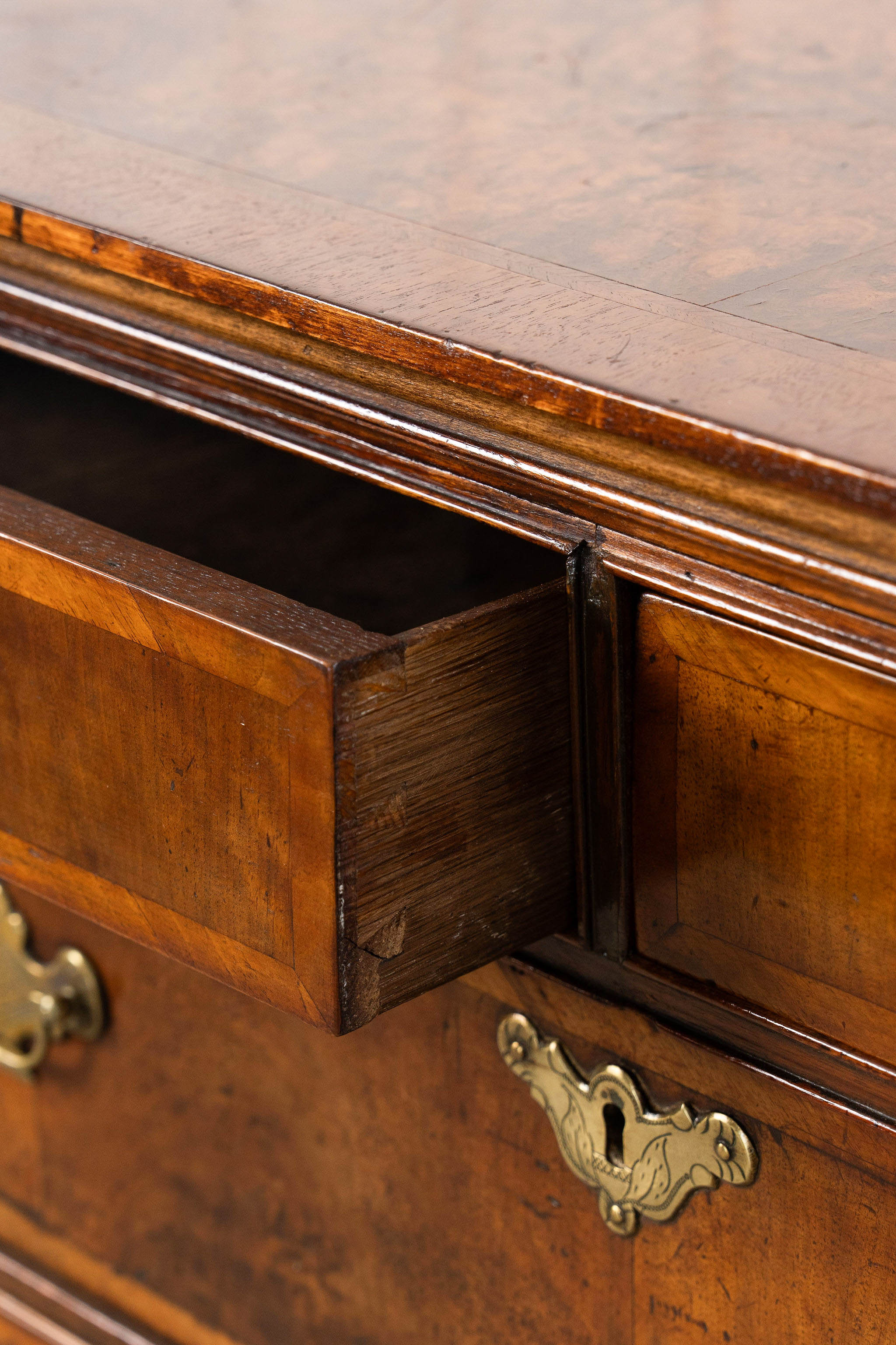 George III English Burl Walnut Chest of Drawers with Inset Drawers on Brackets (c. 1760-1820)