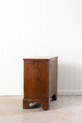 Load image into Gallery viewer, George III English Burl Walnut Chest of Drawers with Inset Drawers on Brackets (c. 1760-1820)