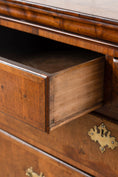 Load image into Gallery viewer, George III English Burl Walnut Chest of Drawers with Overlay Drawers on Brackets (c. 1760-1820)