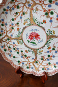 Load image into Gallery viewer, Antique Chinese Export Scalloped Edge Large Plate