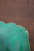 Load image into Gallery viewer, Copeland (c. 1860-1875) Green Majolica Overlapping Large Leaf Server