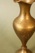 Load image into Gallery viewer, Petite Scalloped Brass Bud Vase