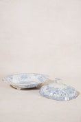 Load image into Gallery viewer, Lidded Antique Asiatic Pheasant Tureen (No. 1)