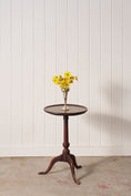 Load image into Gallery viewer, Georgian Walnut Wine Table