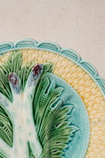 Load image into Gallery viewer, 19th Century French Asparagus Majolica Plate with Scalloped Edge (c. 1890)