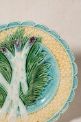 Load image into Gallery viewer, 19th Century French Asparagus Majolica Plate with Scalloped Edge (c. 1890)