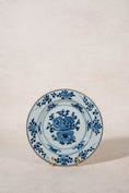 Load image into Gallery viewer, SET of 6 | 9” 18th Century Chinese Export Plates (c. 1750)