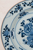 Load image into Gallery viewer, SET of 6 | 9” 18th Century Chinese Export Plates (c. 1750)