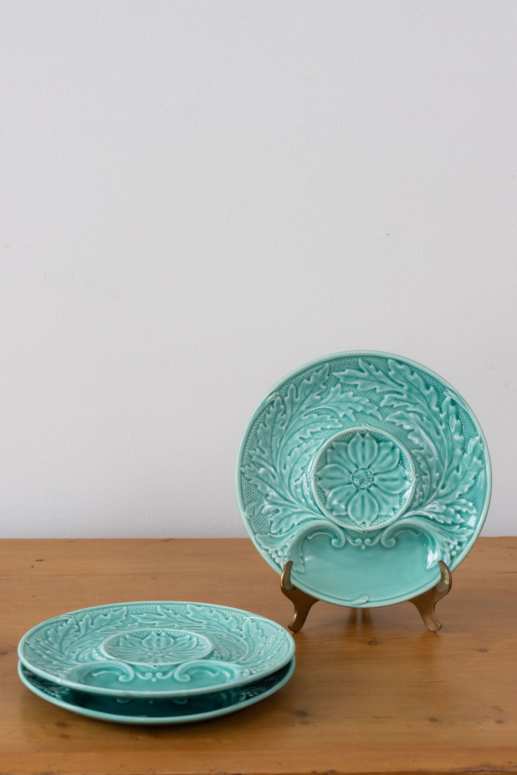 Vintage French Majolica Seafoam Artichoke Plate