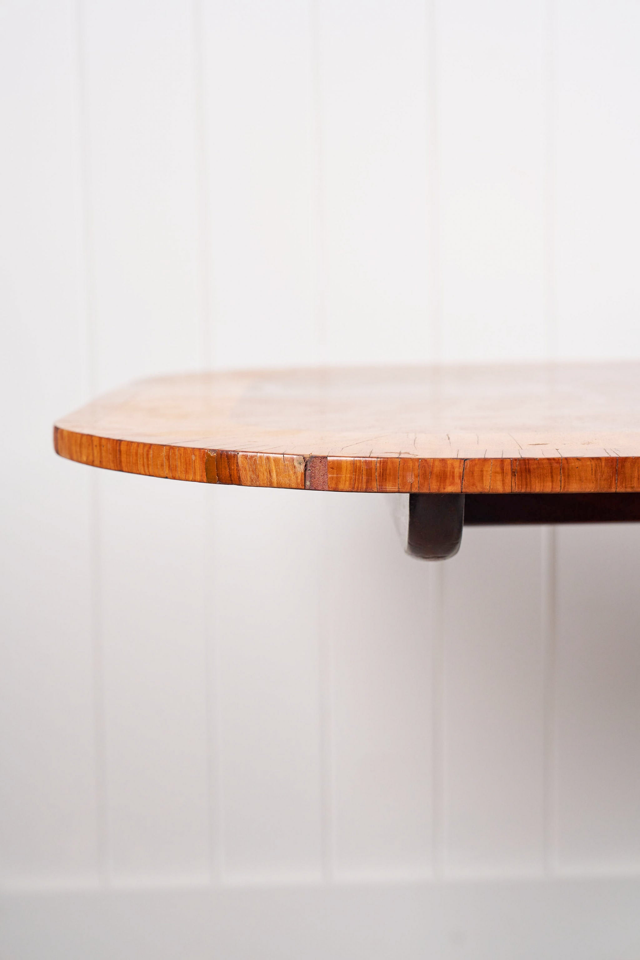 George III Walnut Breakfast Table with Satinwood Banding