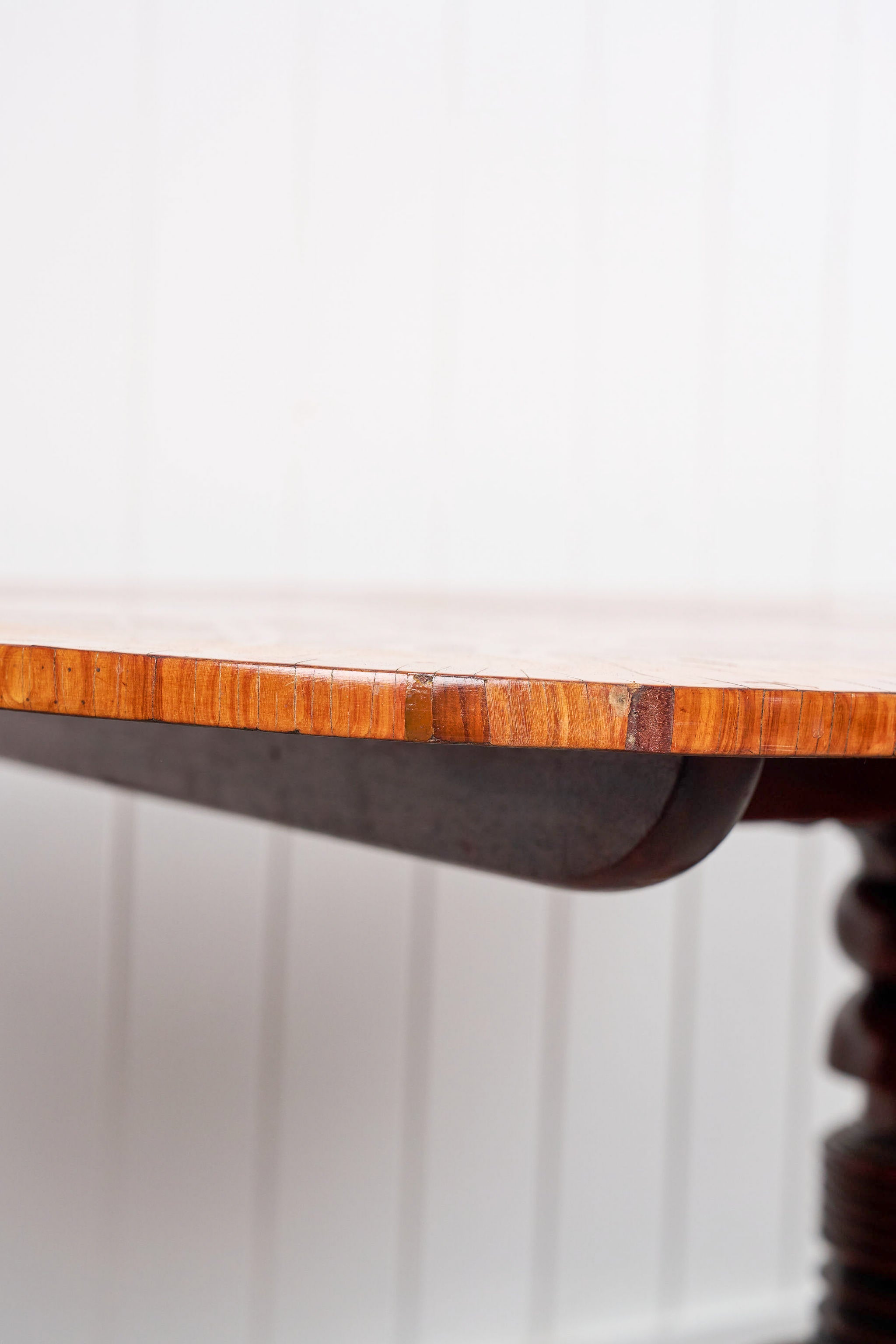 George III Walnut Breakfast Table with Satinwood Banding