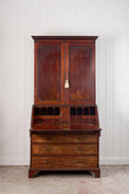 Load image into Gallery viewer, 18th Century English Mahogany Bureau Bookcase (c. 1780)