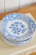 Load image into Gallery viewer, Meissen Teichert Reticulated Blue Onion Plate (c. 1880)