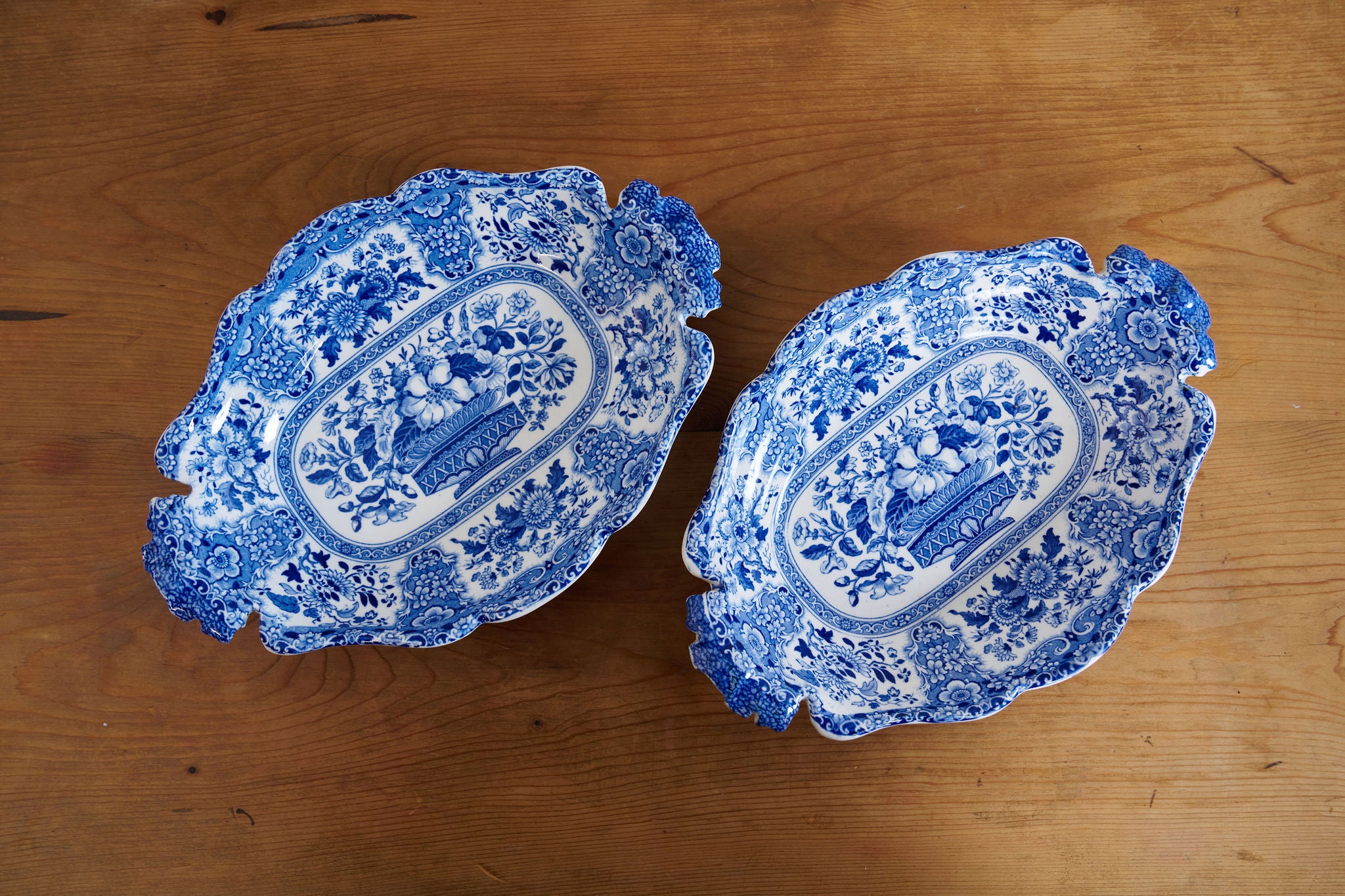 RARE Minton 'Filigree' Pattern Blue Floral Small Serving Bowl (c. 1830)