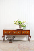 Load image into Gallery viewer, Late 18th Century Tiger Oak Dresser Base / Console (c. 1790)