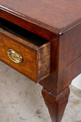 Load image into Gallery viewer, Late 18th Century Tiger Oak Dresser Base / Console (c. 1790)