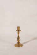 Load image into Gallery viewer, 19th Century English Brass 7"H Candlestick