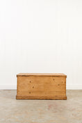 Load image into Gallery viewer, 19th Century English Pine Toy/Blanket Trunk (No. 1)
