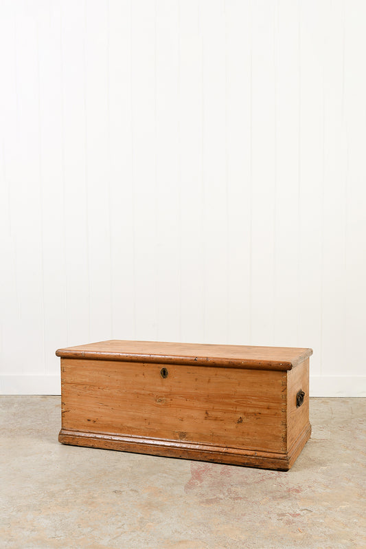 19th Century English Pine Toy/Blanket Trunk