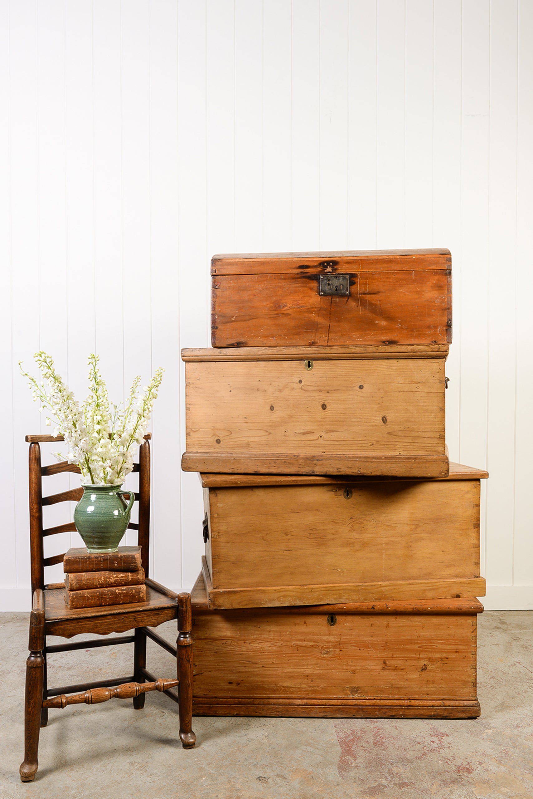 19th Century English Pine Toy/Blanket Trunk (No. 2)