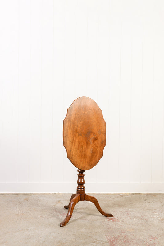 Antique English Oval Tilt Top Side Table
