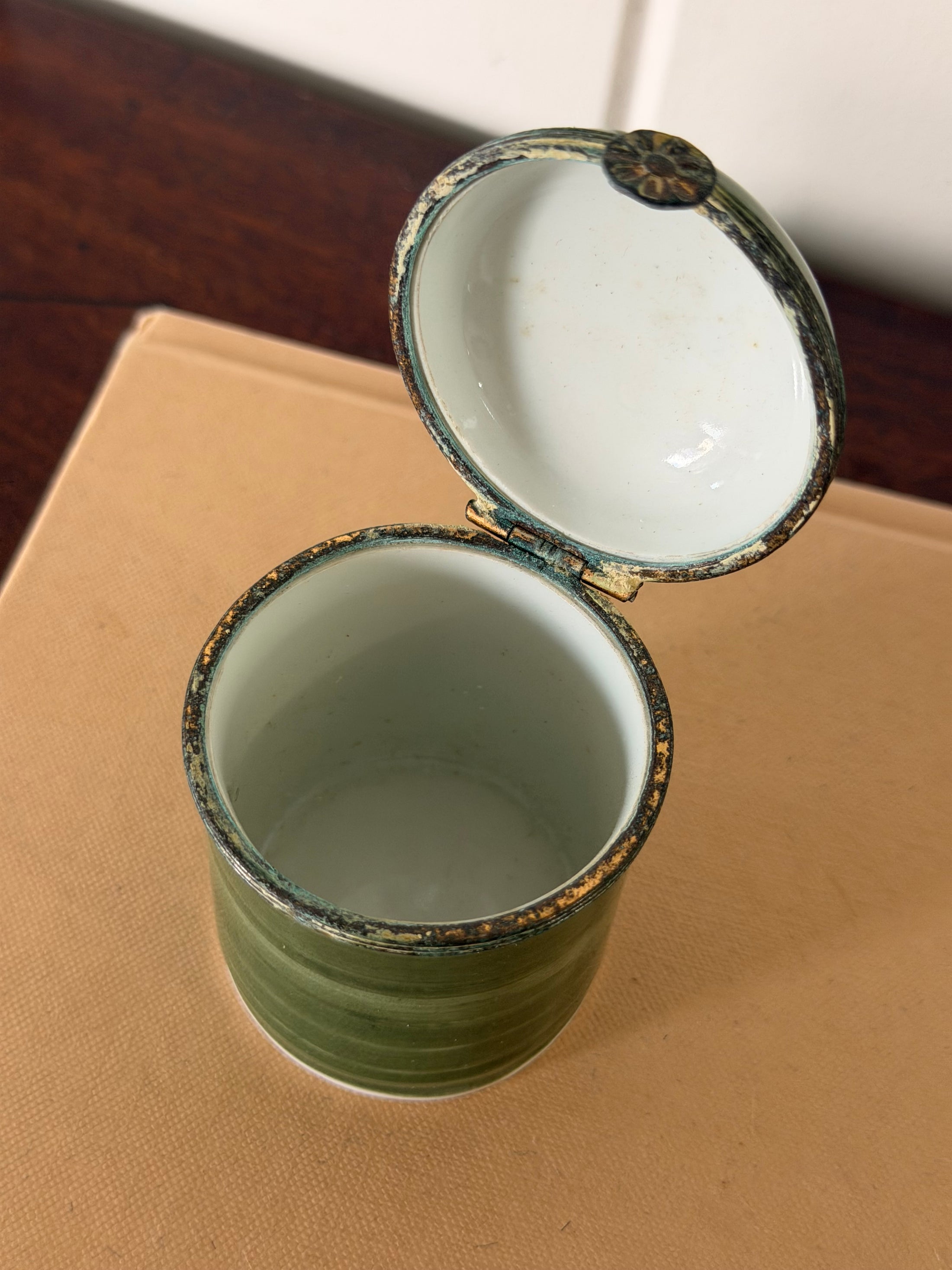 Petite Green Limoges Box with Flower Closure