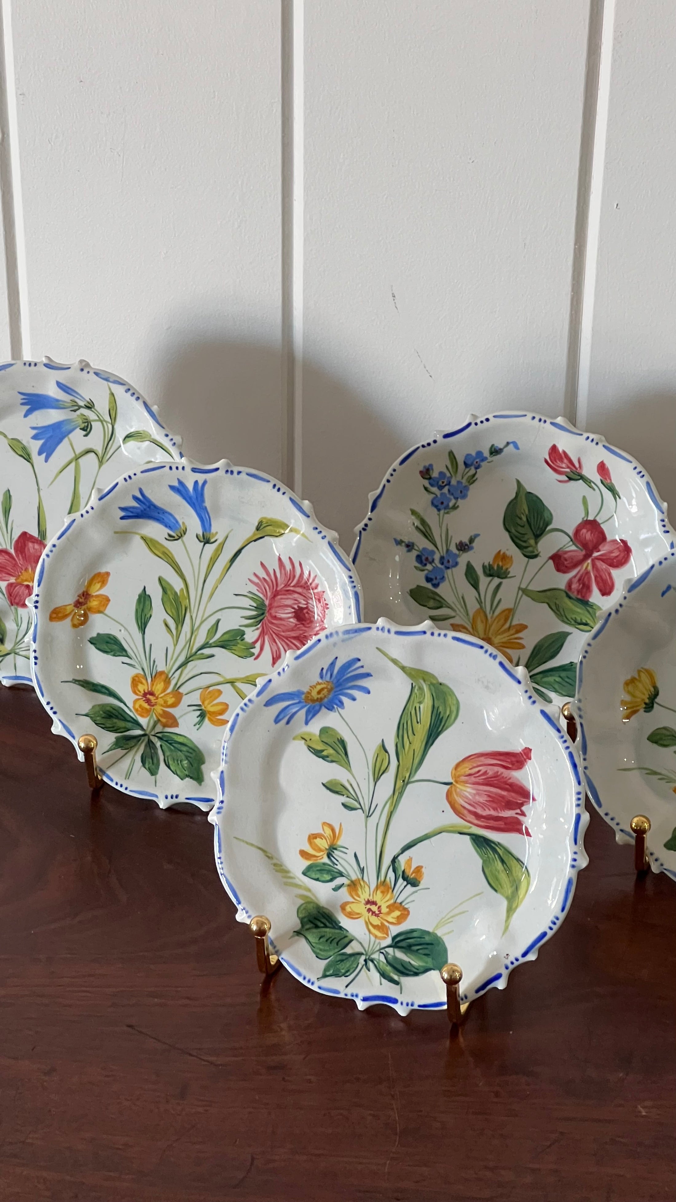 SET of 6 Hand Painted Floral Italian Plates