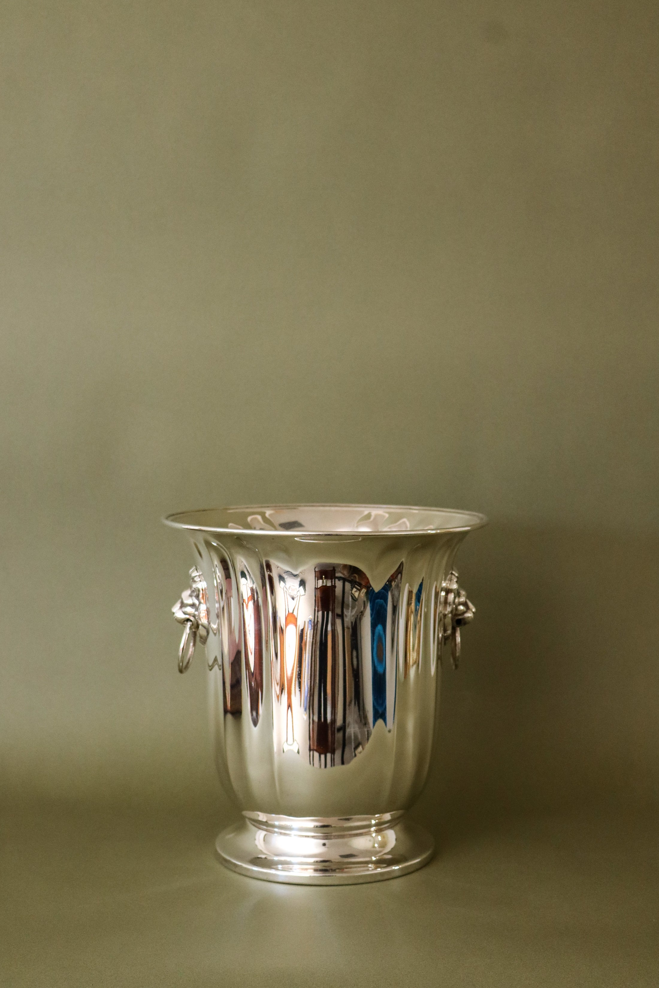 English Fluted Silver Plate Ice/Wine Bucket with Lion Heads (c. 1930)