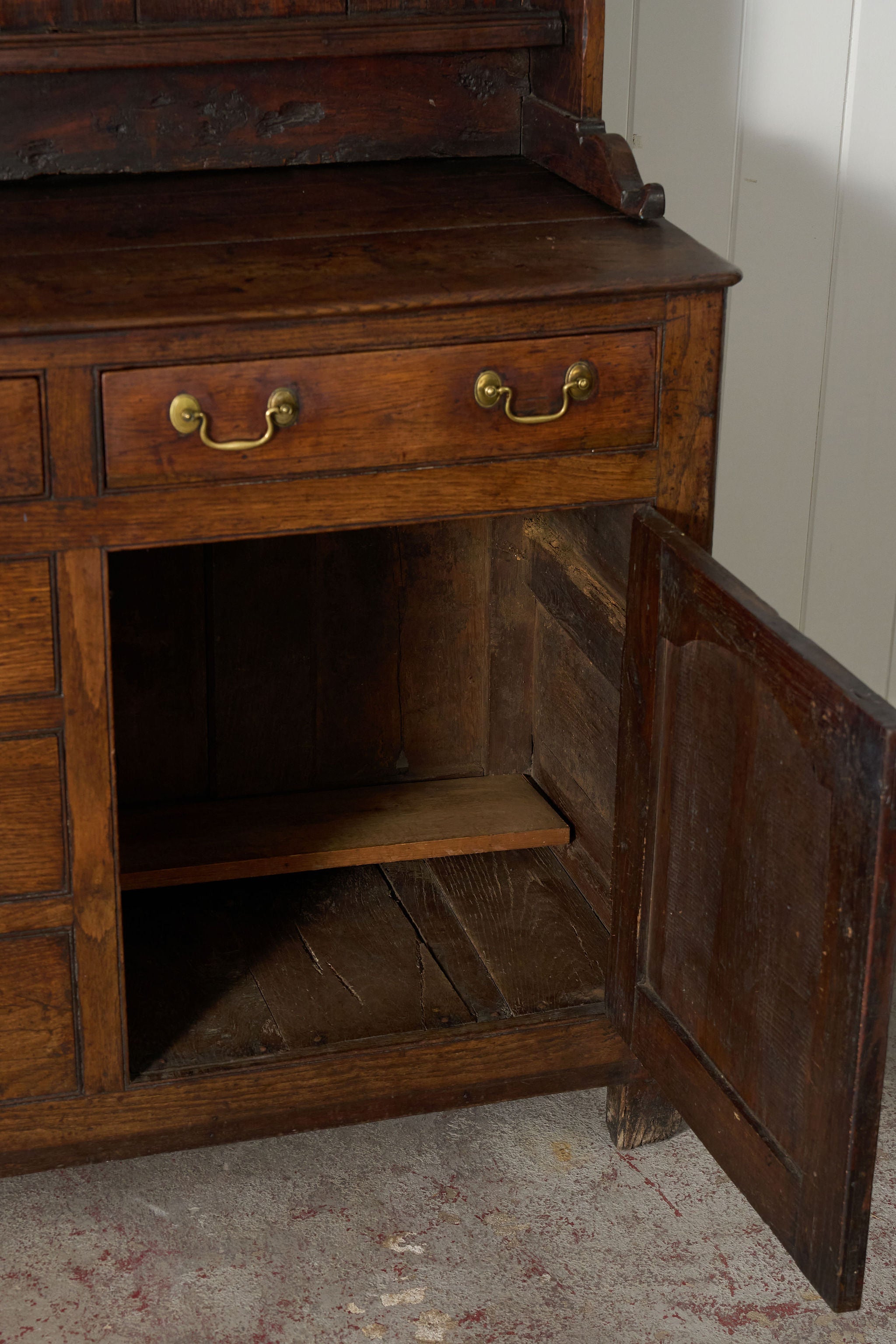 George III Period Oak Welsh Dresser Base with Topper (c. 1760-80)