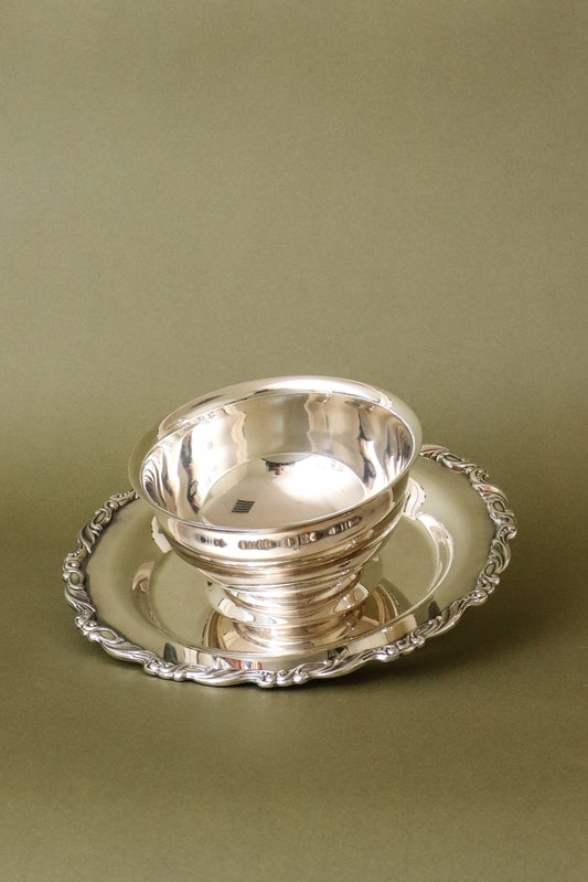 Vintage Silver Plate ‘Georgian Scroll’ One-Piece Dip Dish