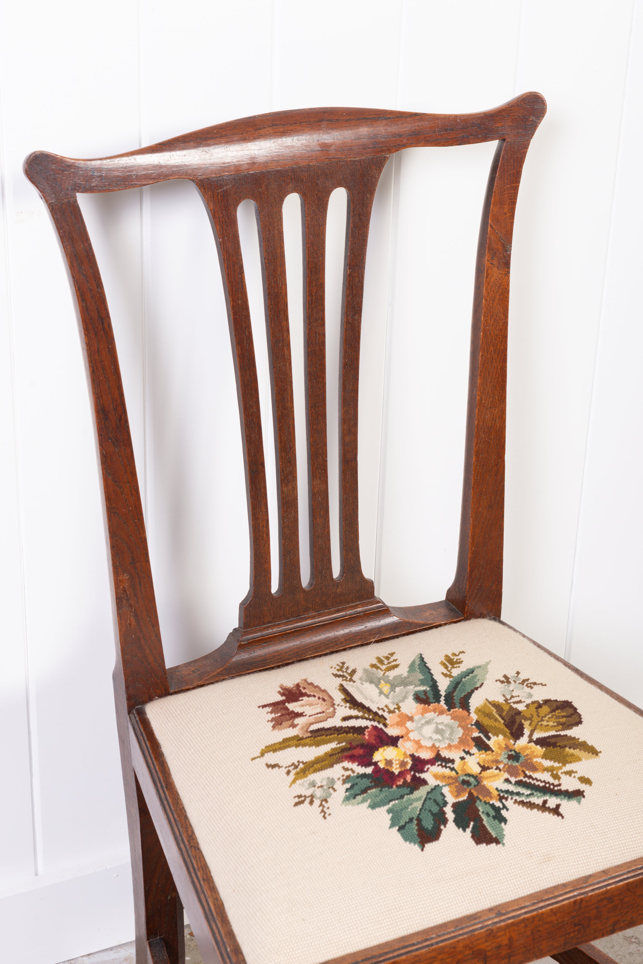 SET of 6 | Georgian Dining Chairs with Needlework Cushions
