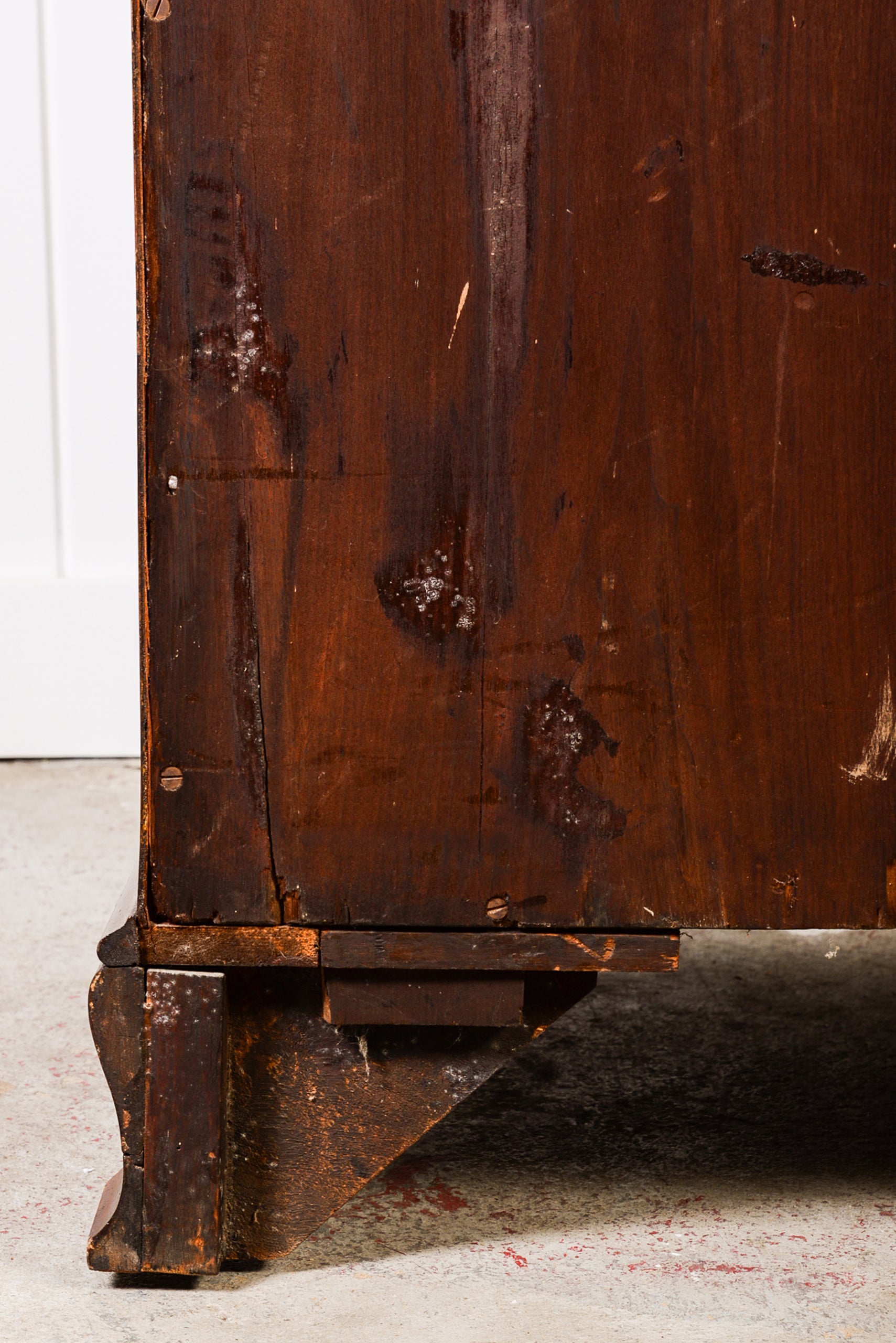 English Mahogany Chest with Ebony Check Inlay Drawer Detail + Swan Neck Handles (c. 1900)