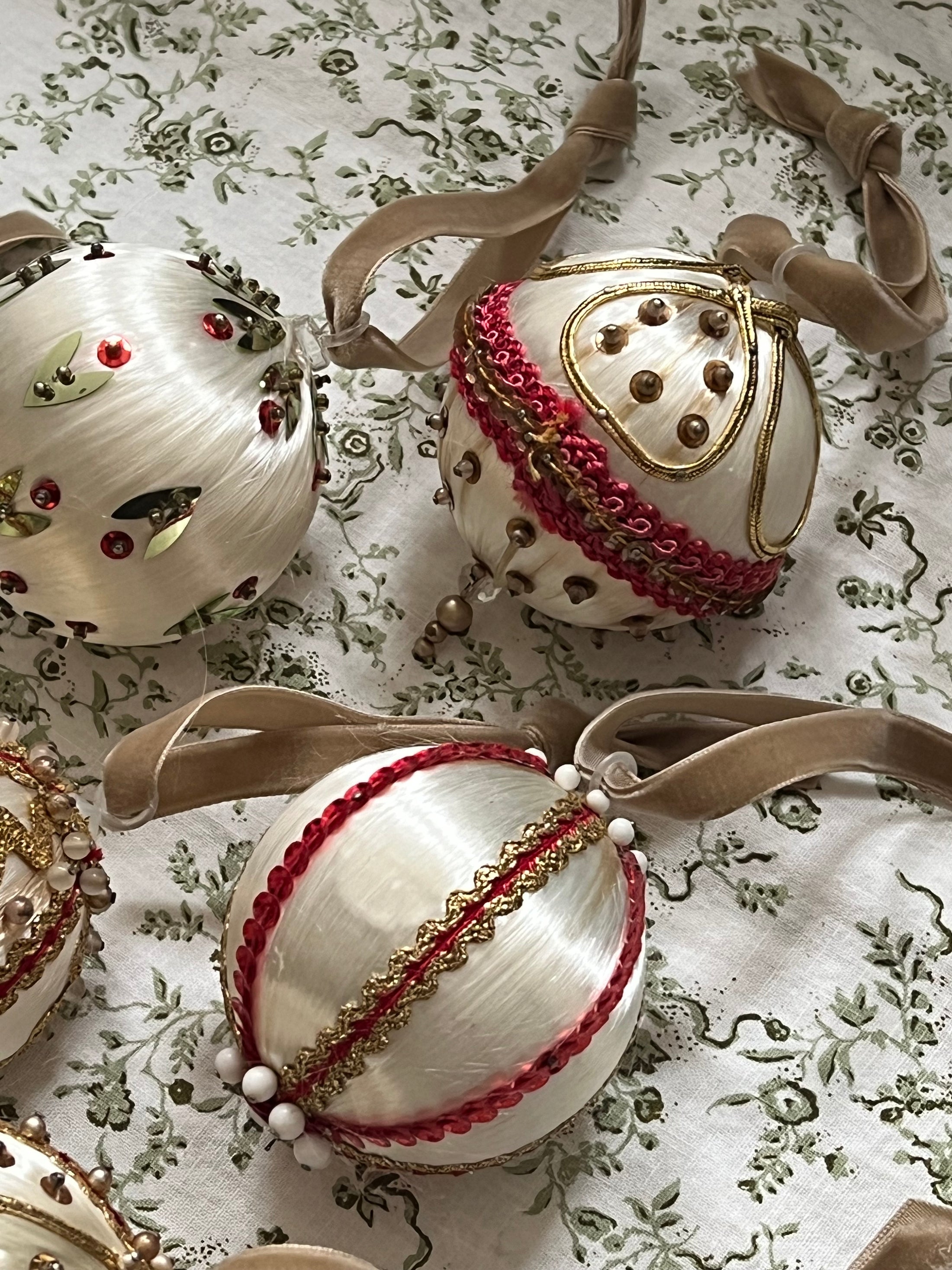 Set of 6 | Vintage Decorated Silk Bulbs (Red + Gold)