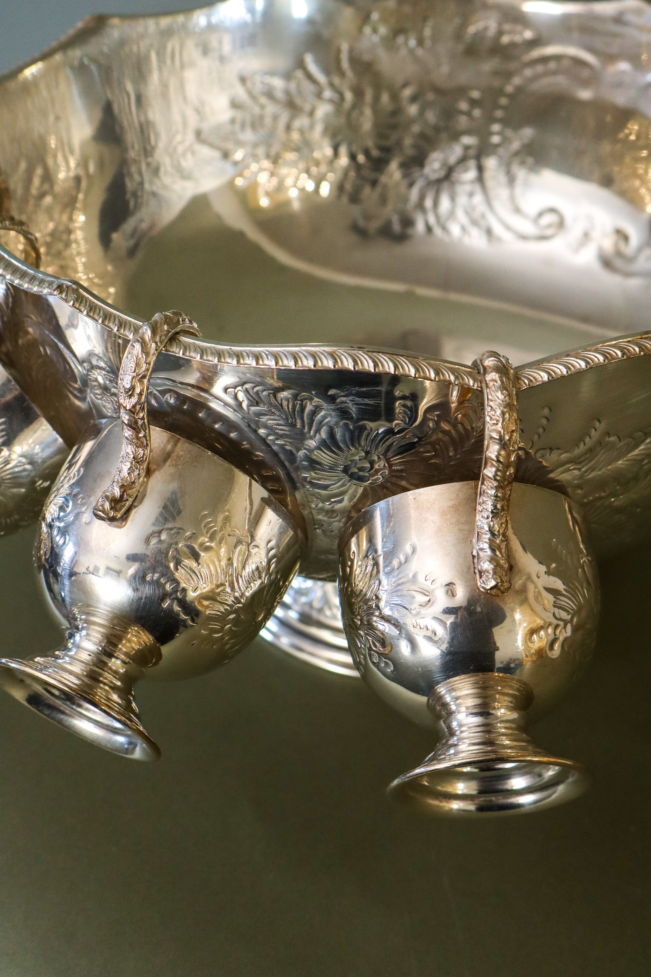 Silver Plate Punch Bowl with Scalloped Edge + Lion Head Pulls | includes 4 Cups | by Pinder Brothers England