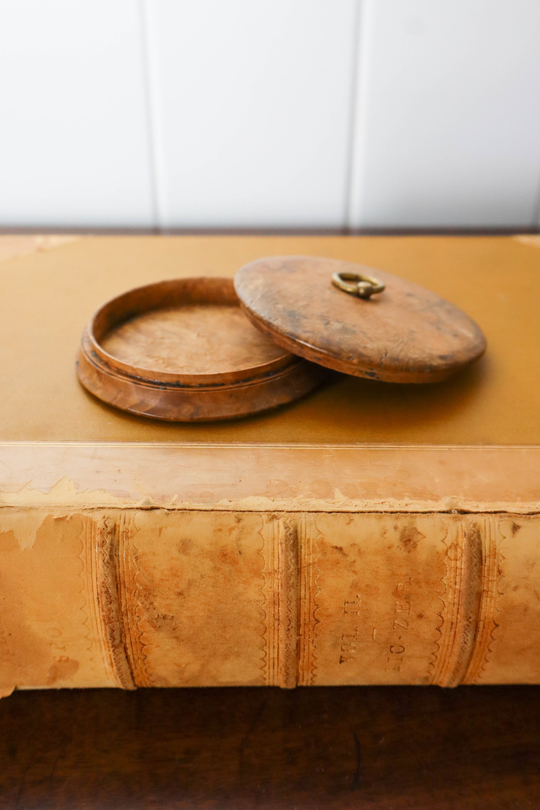 Petite Antique Round Lidded Burl Wood Box