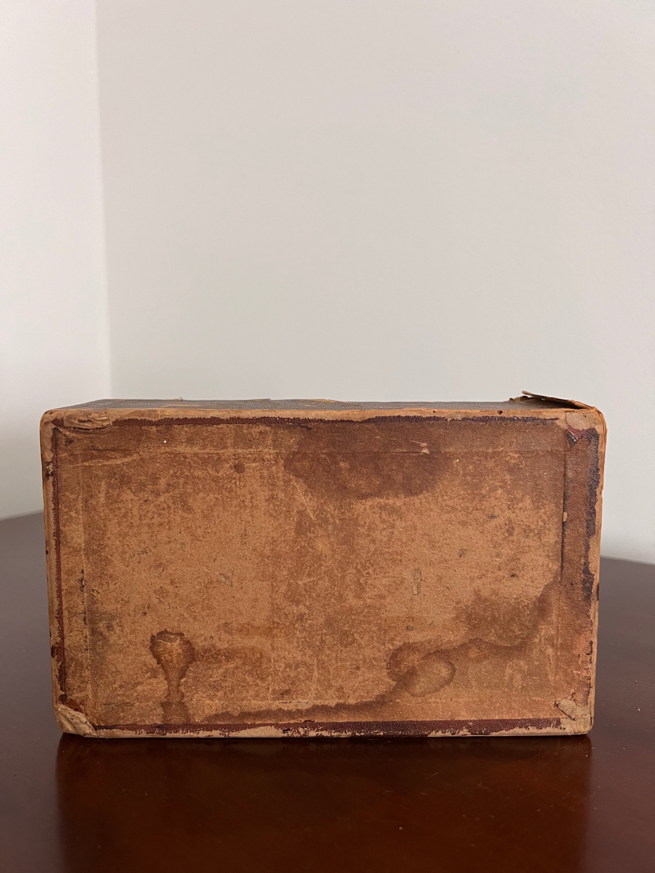Antique Knickerbocker Leather and Novelty Co. Mini Shakespeare Book Set of 18
