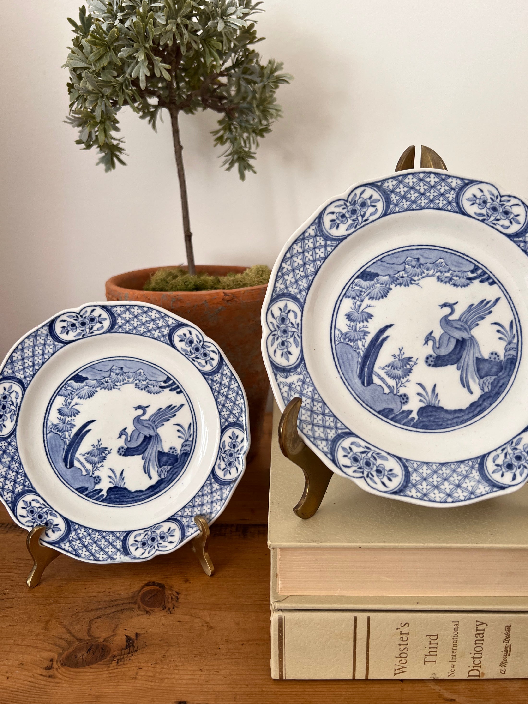 Furnivals Limited Old Chelsea England | Blue + White Bird Plate