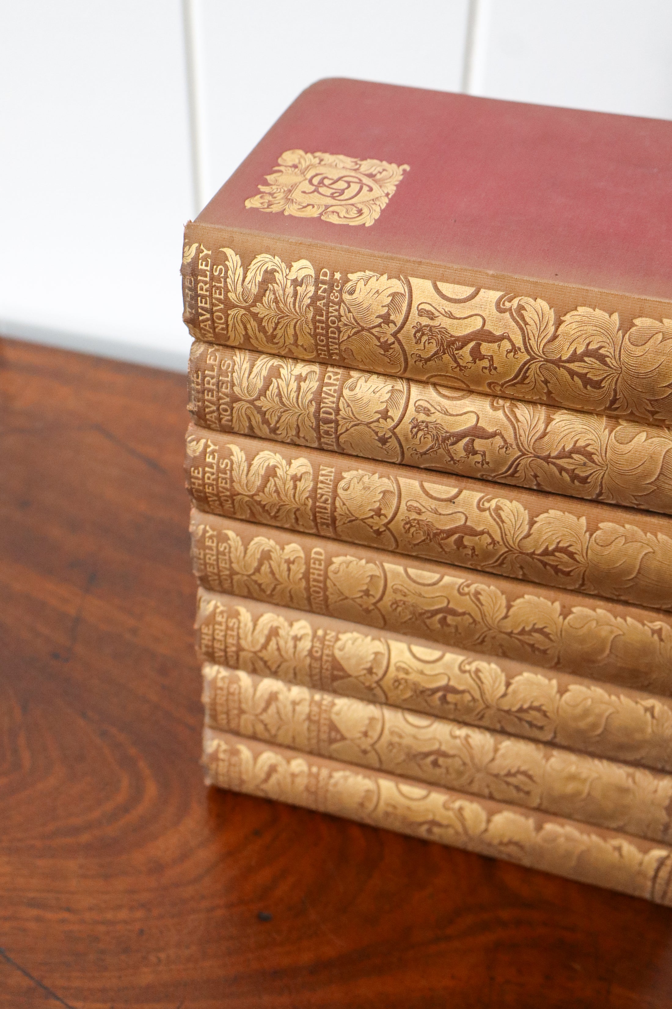 Set of 7 | Waverley Novels by Sir Walter Scott