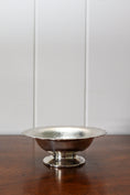 Load image into Gallery viewer, Barker Ellis English Silverplate Scalloped Pedestal Dish
