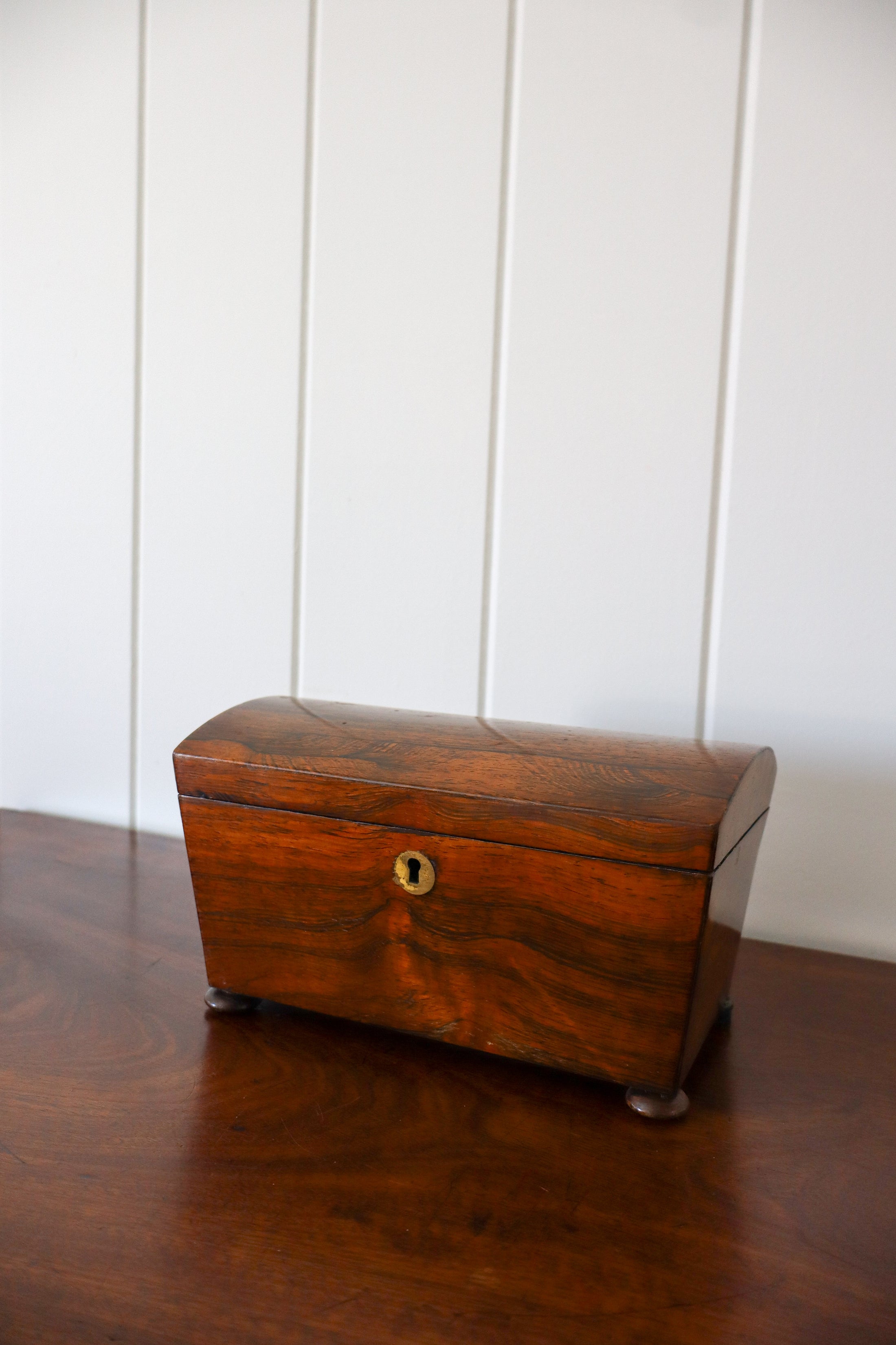 Georgian Rosewood Dome Top Tea Caddy