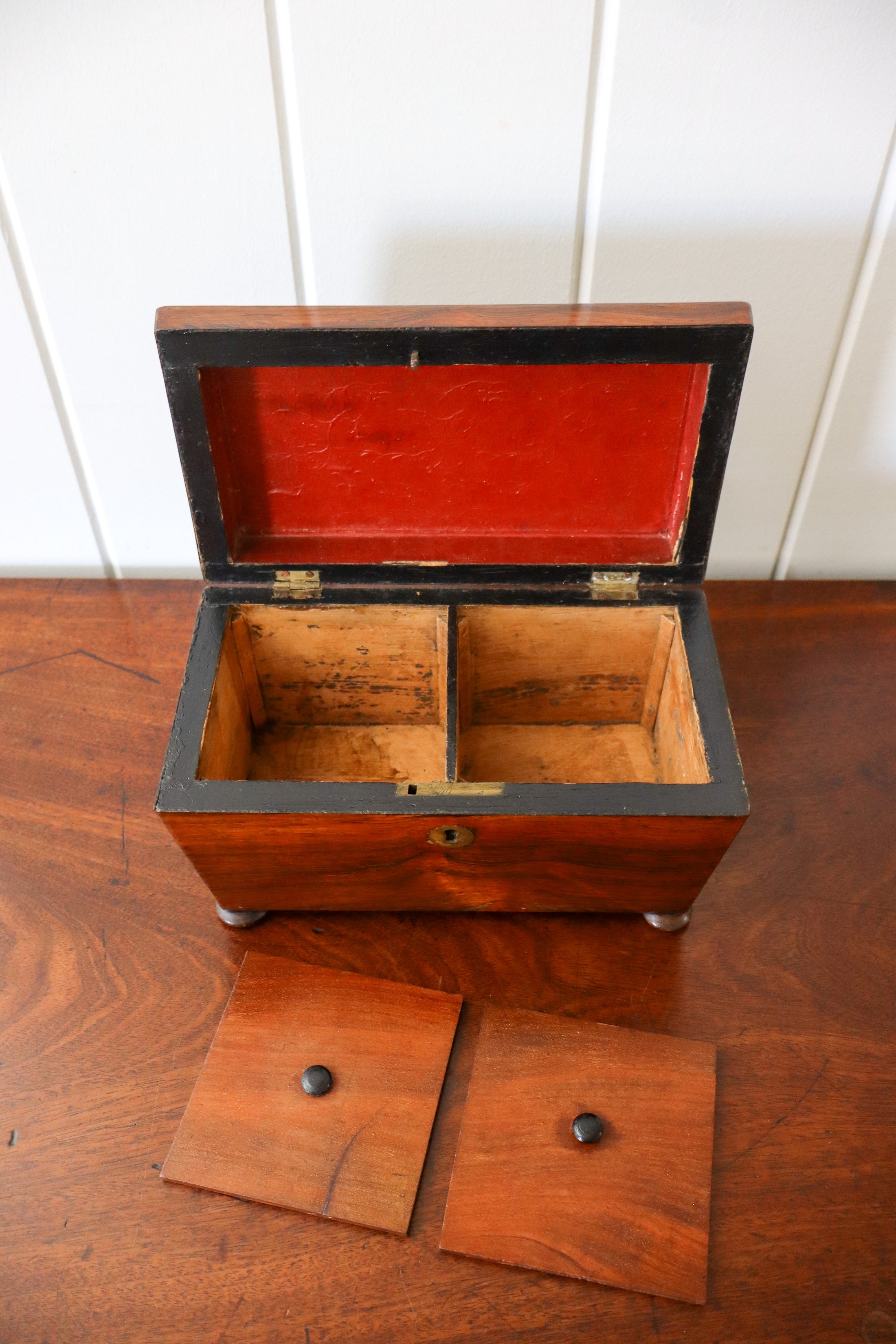 Georgian Rosewood Dome Top Tea Caddy