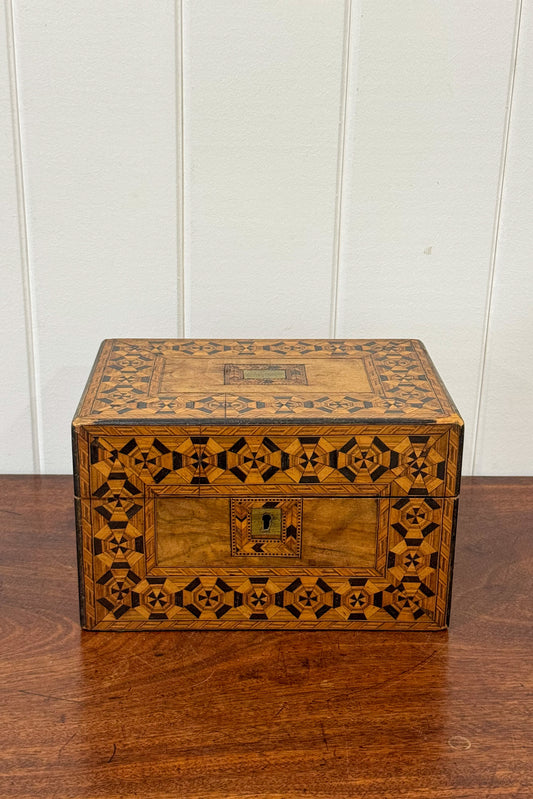 Early 19th Century Tunbridge Box with Yellow Interior Lid