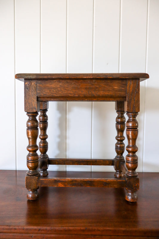 Antique English Joint Stool with Bulbous Legs
