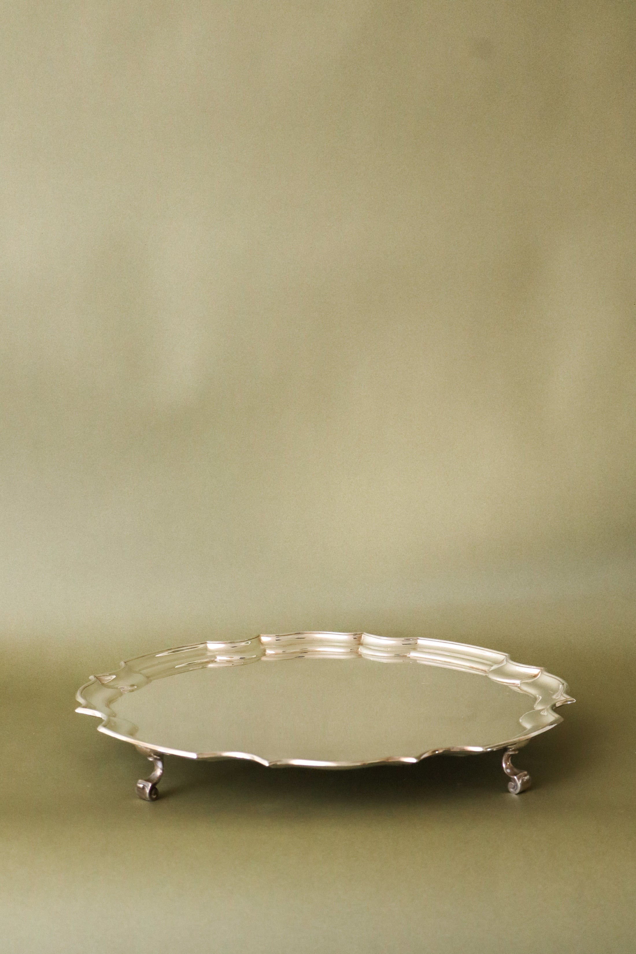 English Silver Plate Round Footed Serving Tray