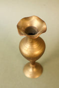 Load image into Gallery viewer, Petite Scalloped Brass Bud Vase
