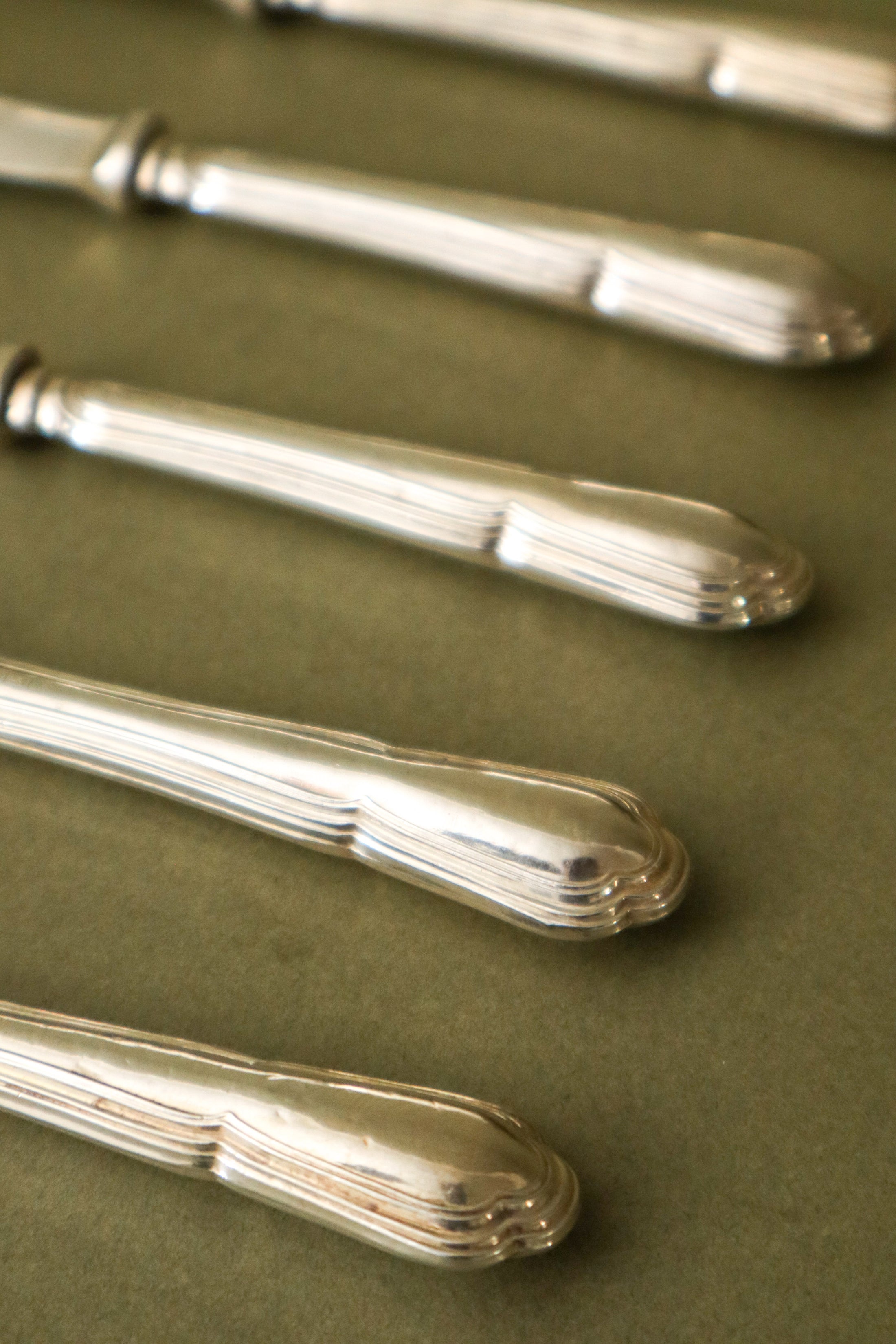 SET of 5 | Antique English Silver Plate Handle Knives with Delicate Etching