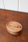 Load image into Gallery viewer, Vintage Carved 'Pike' Fish Box
