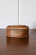 Load image into Gallery viewer, Vintage Carved 'Pike' Fish Box
