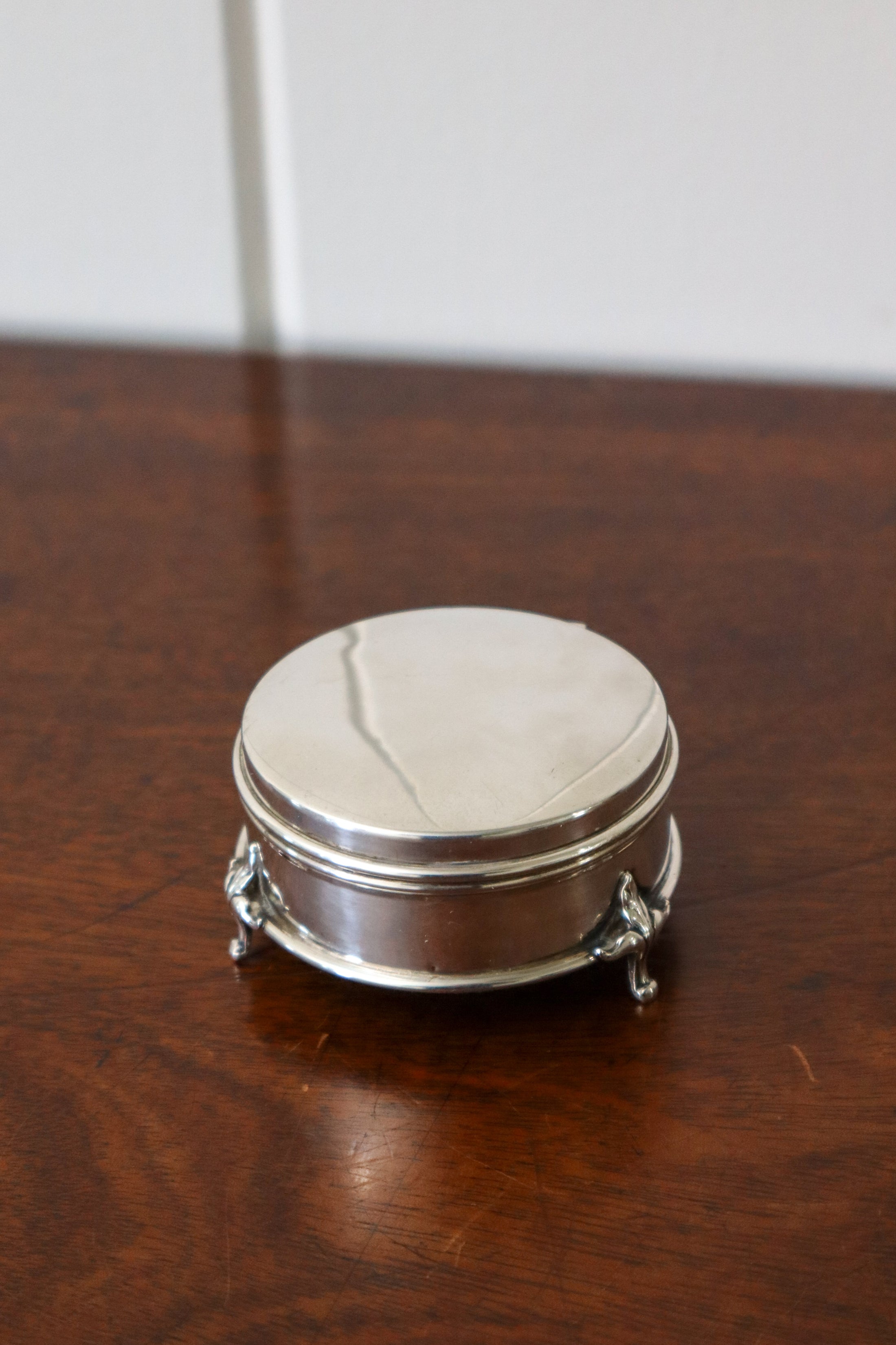 Edwardian Sterling Silver Ring Box on Feet by Robert Pringle & Son (c. 1910)